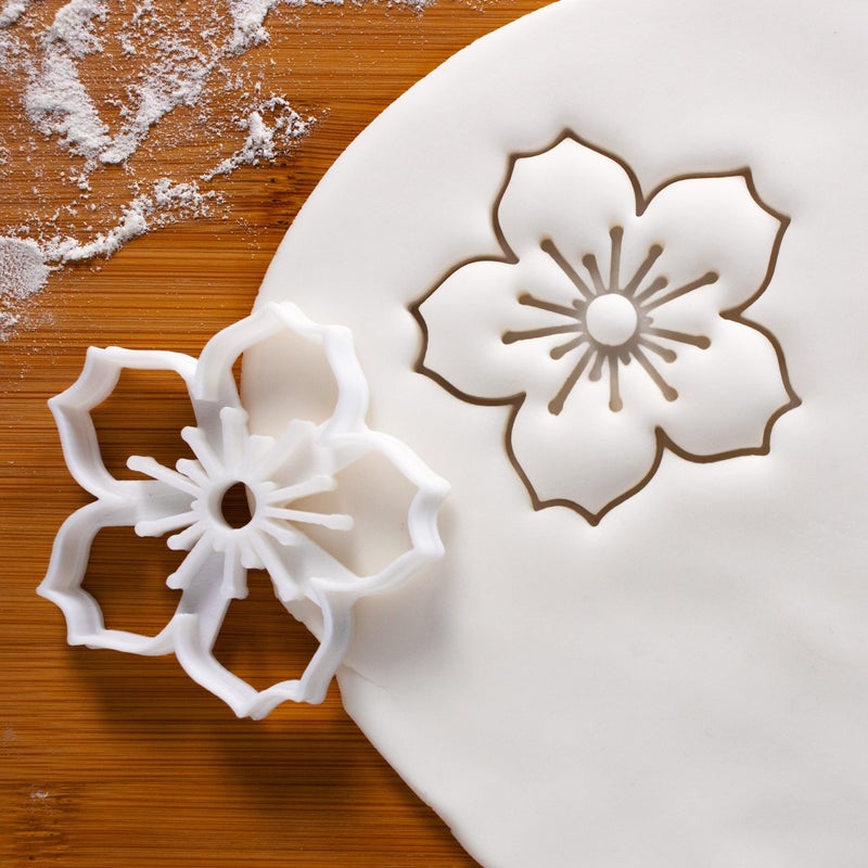 Bakerlogy Sakura cookie cutter, 1 piece - Bakerlogy - Image 2